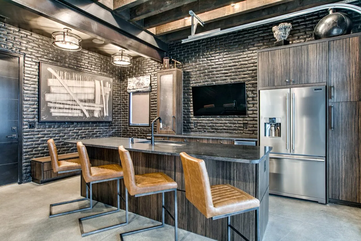 Entertainer's bar with cabinetry and open shelving